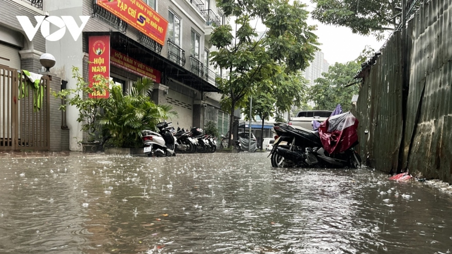 Thời tiết ngày 30/9: Hà Nội mưa rào và dông, có nơi mưa to